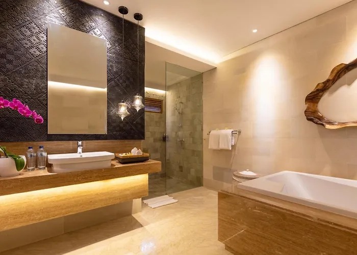 Kimaya - 5-bed Berawa Luxury With Complimentary Pool Fence Canggu (Bali)