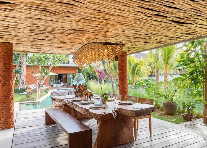Kimaya - 5-bed Berawa Luxury With Complimentary Pool Fence Canggu (Bali)