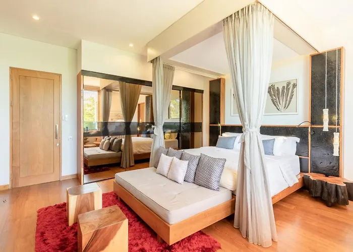 Kimaya - 5-bed Berawa Luxury With Complimentary Pool Fence Canggu (Bali)