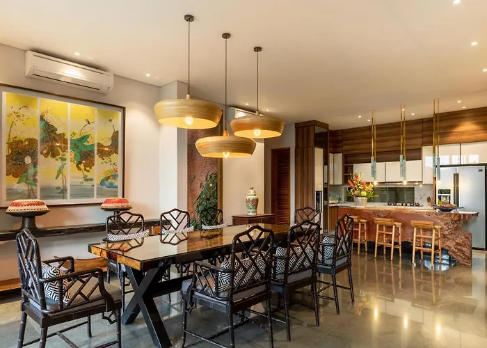 Villa Kimaya - 5-bed Berawa Luxury With Complimentary Pool Fence