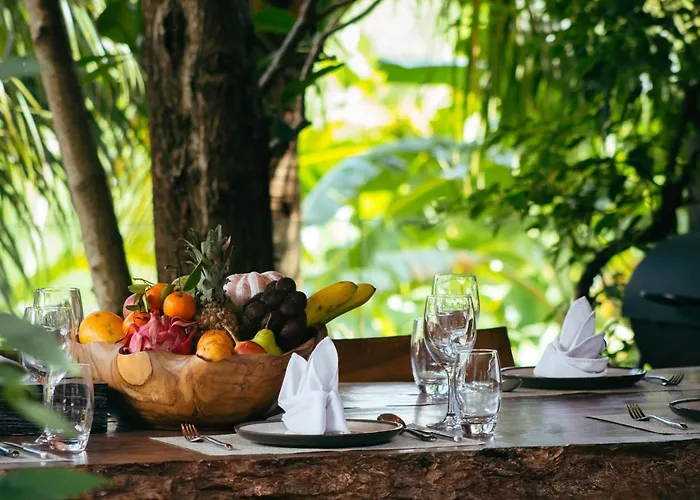 Villa Kimaya - 5-bed Berawa Luxury With Complimentary Pool Fence Canggu (Bali)