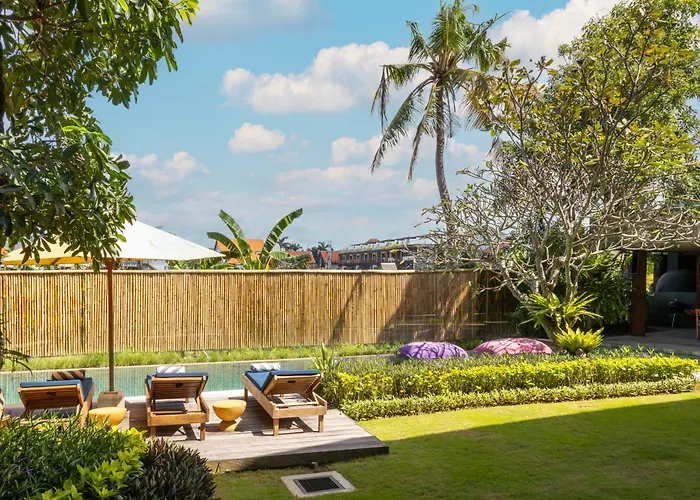 Kimaya - 5-bed Berawa Luxury With Complimentary Pool Fence Canggu (Bali)
