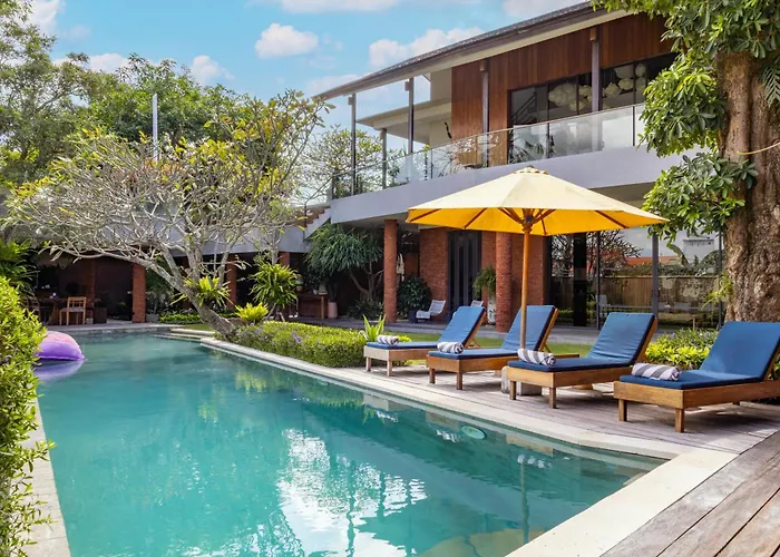 Kimaya - 5-bed Berawa Luxury With Complimentary Pool Fence * Canggu (Bali)