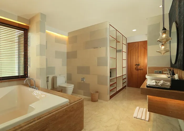 Kimaya - 5-bed Berawa Luxury With Complimentary Pool Fence