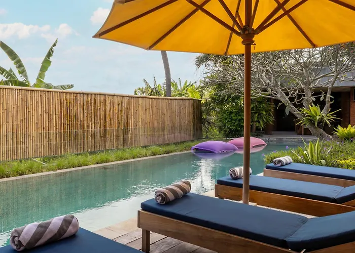 Kimaya - 5-bed Berawa Luxury With Complimentary Pool Fence Canggu (Bali)