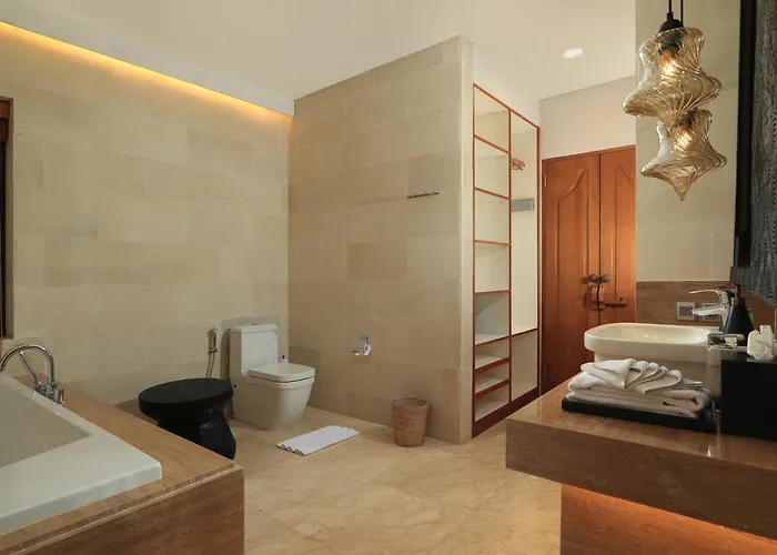 Kimaya - 5-bed Berawa Luxury With Complimentary Pool Fence Villa *