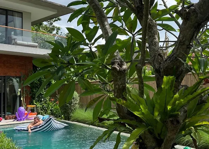 Villa Kimaya - 5-bed Berawa Luxury With Complimentary Pool Fence Canggu (Bali)